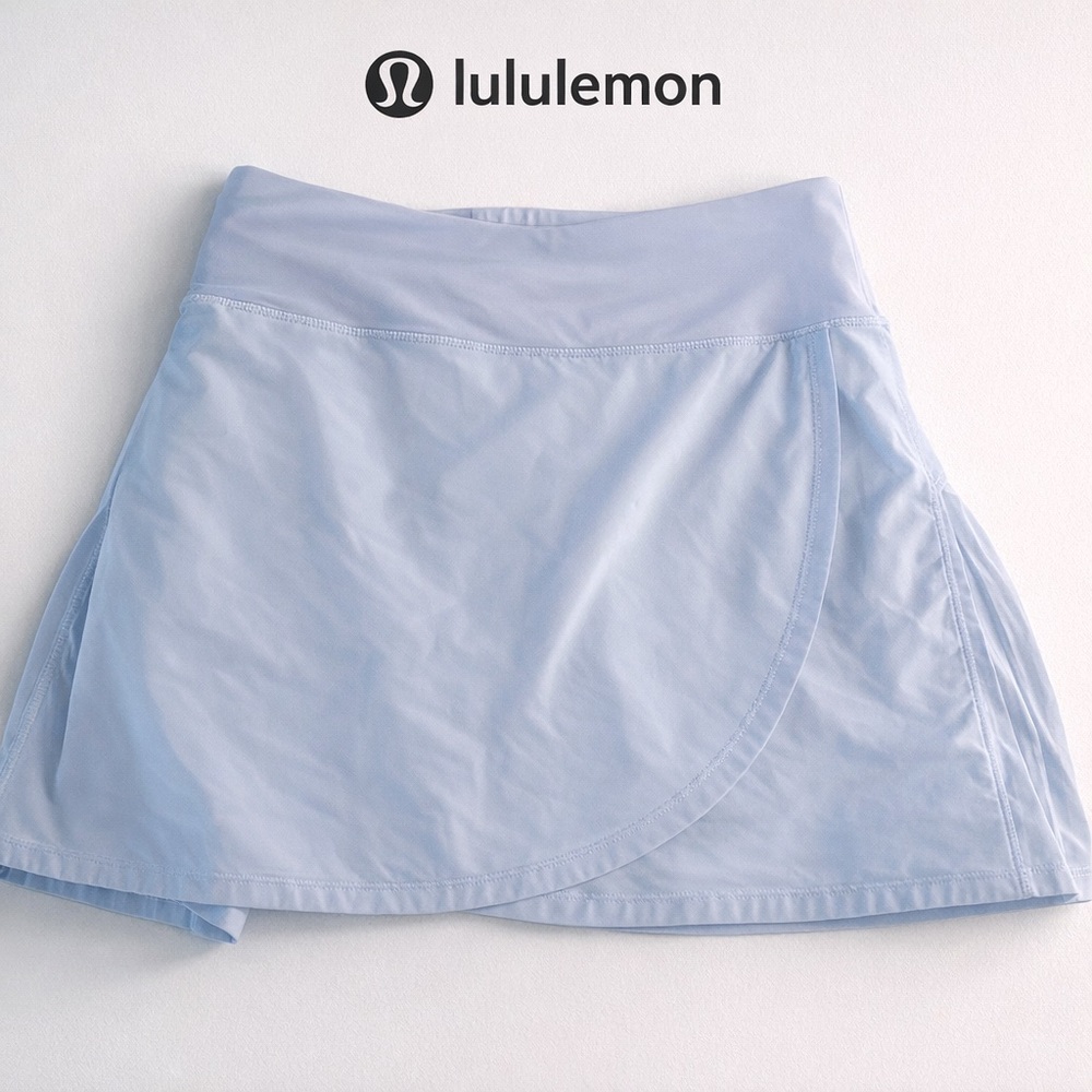 Lululemon Light Blue Pleated Tennis Skirt Size 4 | Athletic Skort - Picture 2 of 3